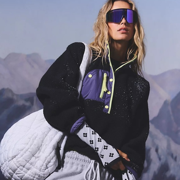 Free People Jackets & Blazers - NWTS F.P. FLEECE PULLOVER (M)